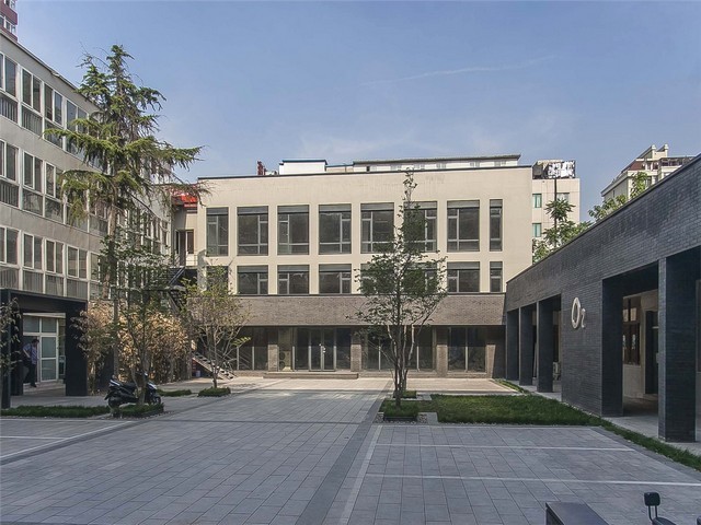 贵州体育馆看台座椅高度